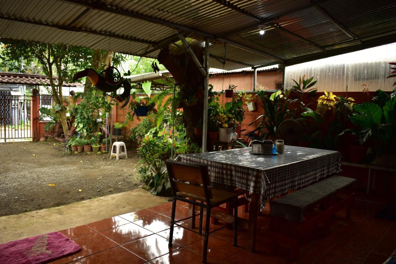 Casa Quepos Hotel Luaran gambar